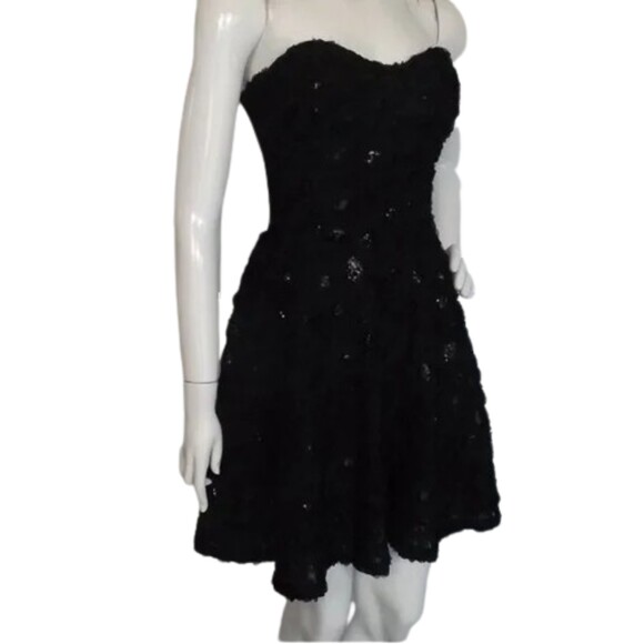 BEBE Cocktail Dress, XS, Mini F&F, Black Rosettes, Sequins, Strapless, Party - Picture 2 of 16